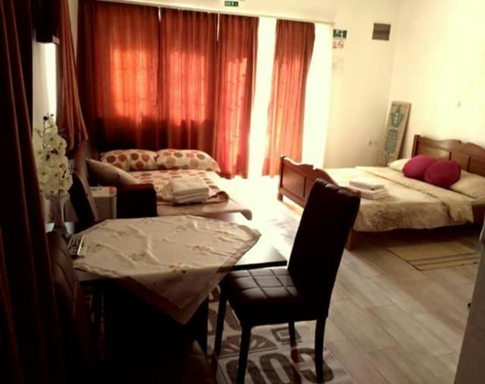 Guest House First Stop Раковица Экстерьер фото