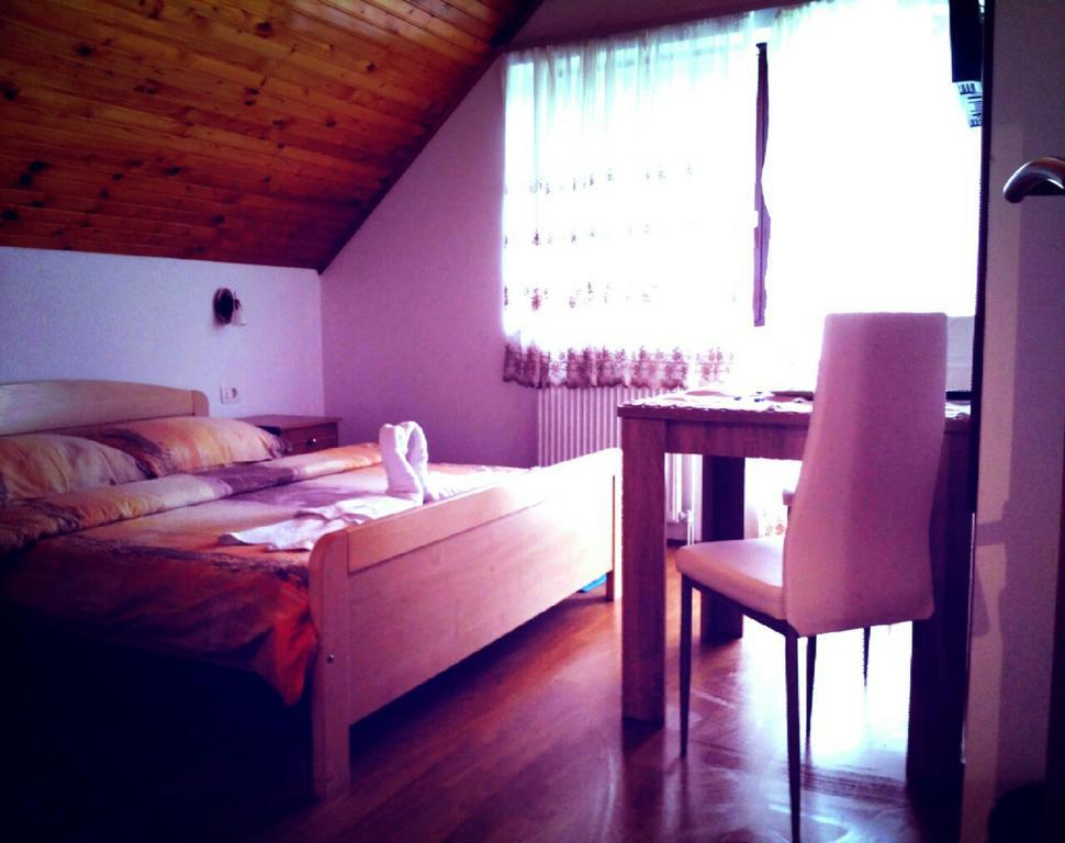 Guest House First Stop Раковица Экстерьер фото