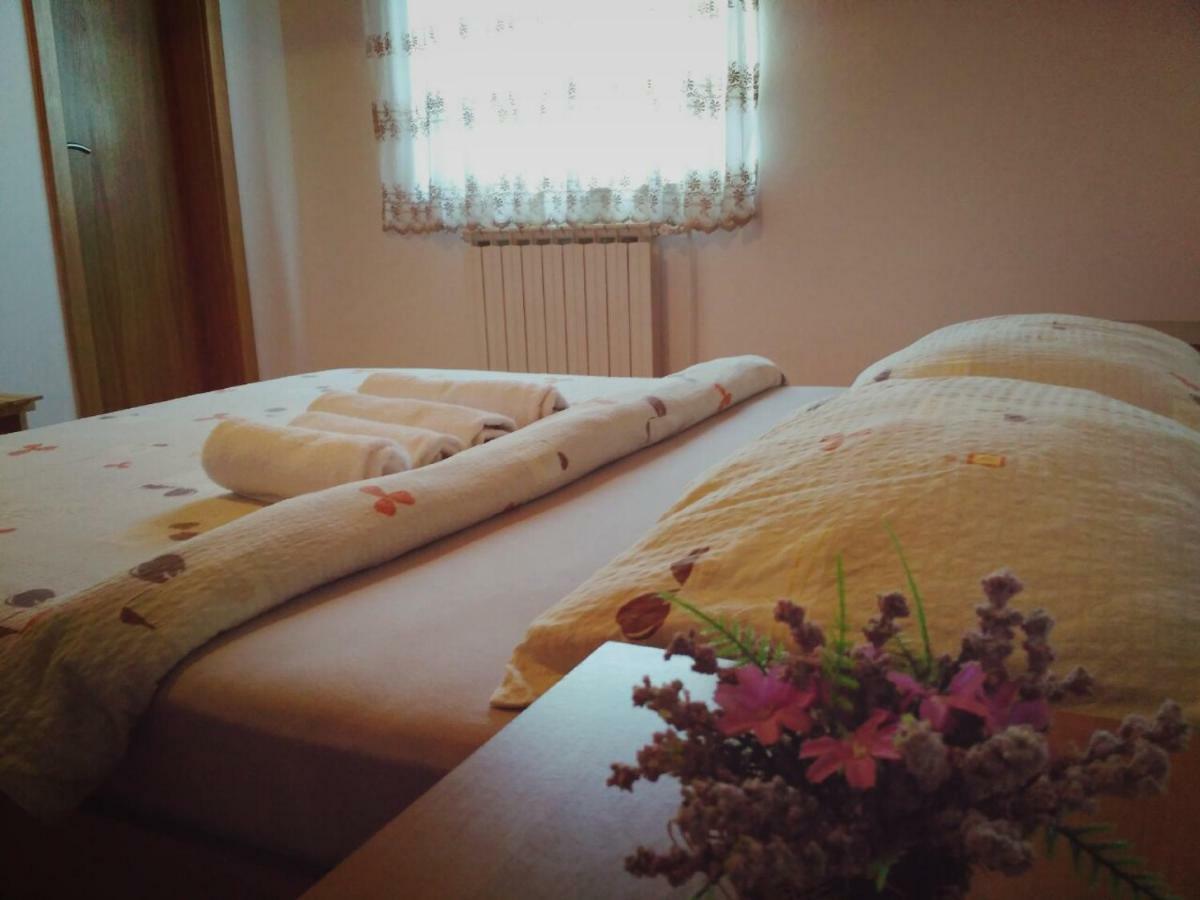 Guest House First Stop Раковица Экстерьер фото