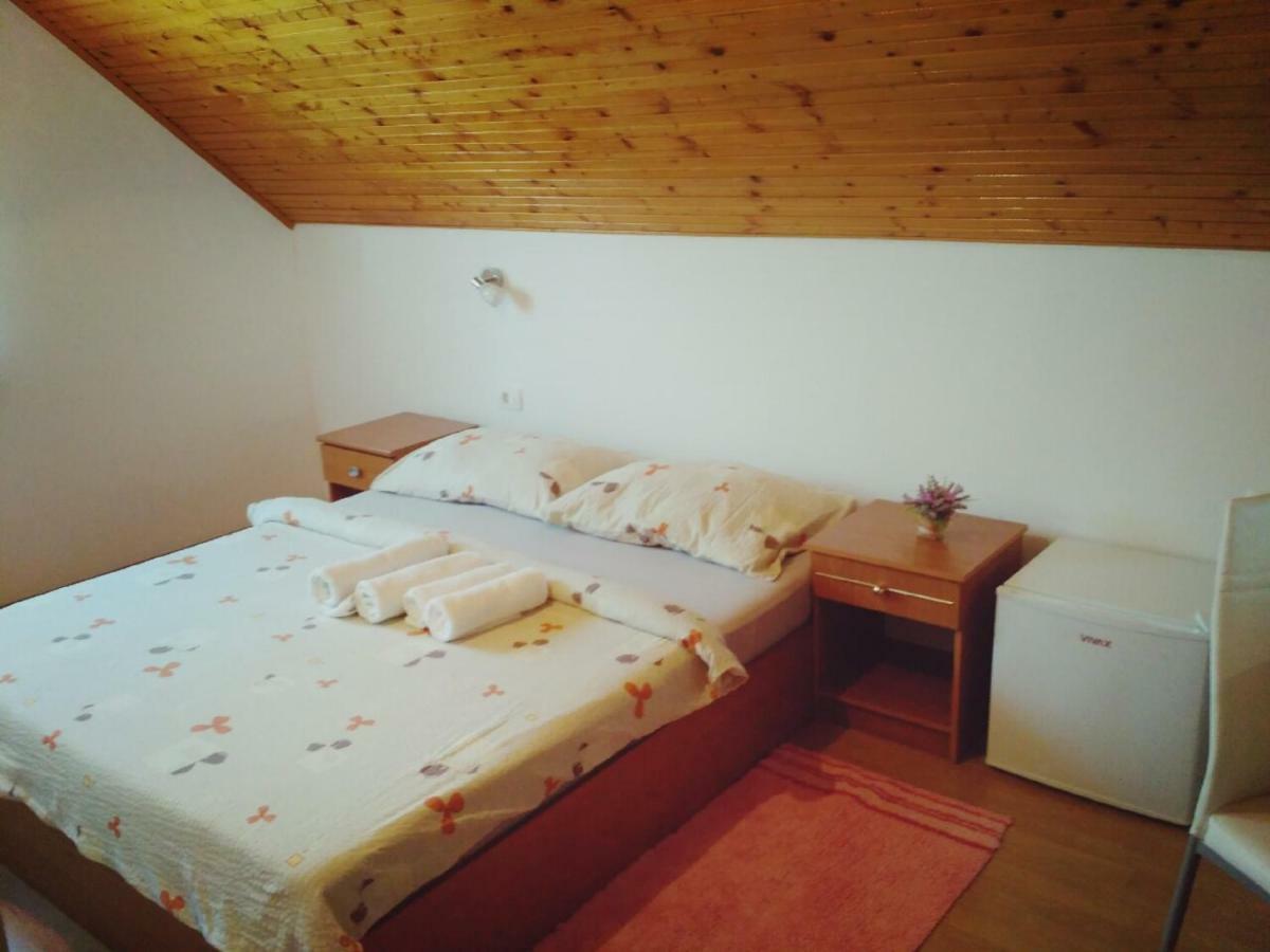 Guest House First Stop Раковица Экстерьер фото